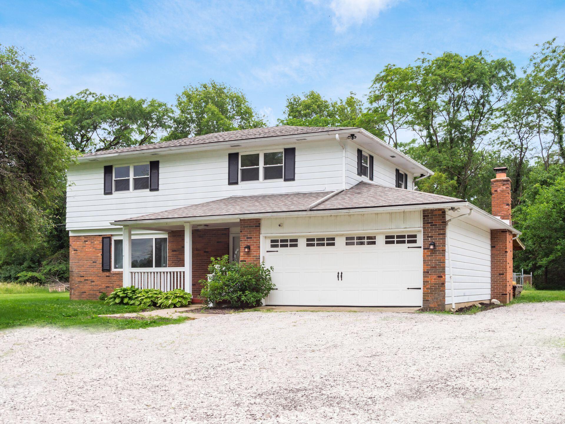 13400 Trenton Road Galena, OH 43021 - Photo 5 of 44 Front Exterior & Plenty of Parking