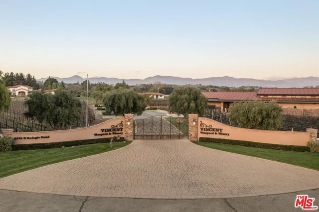 $28,000,000 | 2370 North Refugio Road, Santa Ynez, CA 93460