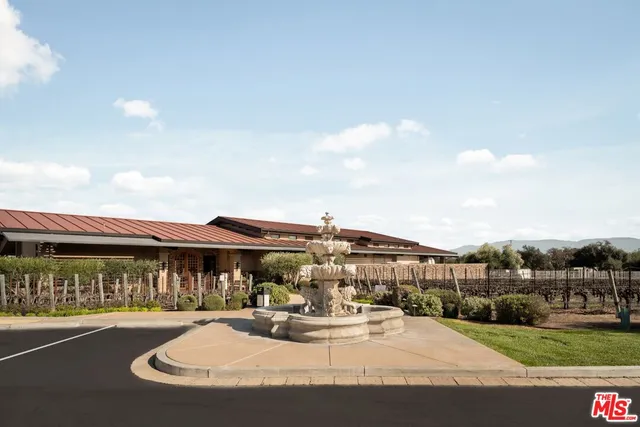 $28,000,000 | 2370 North Refugio Road, Santa Ynez, CA 93460