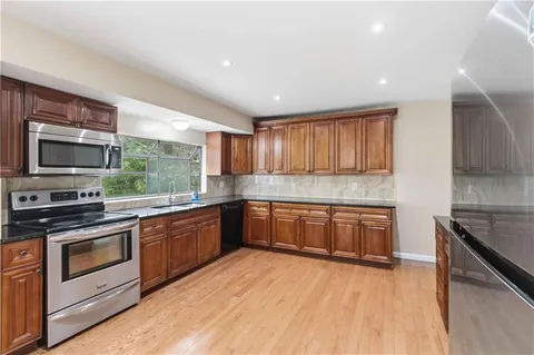 $400,000 | 3279 Guynelle Drive Northeast, Marietta, GA 30066