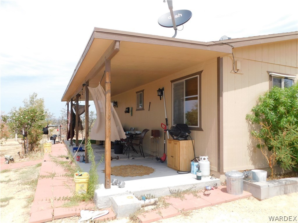 13799 Sherry Road Yucca, AZ 86438 - Photo 3 of 35 Gallery Image 3