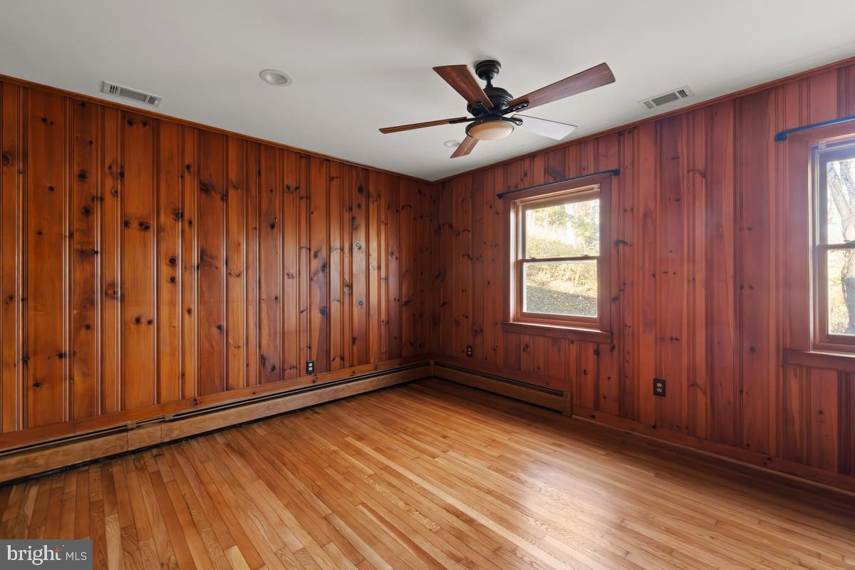 1494 Bennys Beach Road Front Royal, VA 22630 - Photo 21 of 53 Primary Bedroom