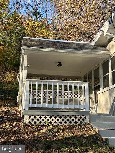 1494 Bennys Beach Road Front Royal, VA 22630 - Photo 29 of 53 Side deck off of the bonus room main floor