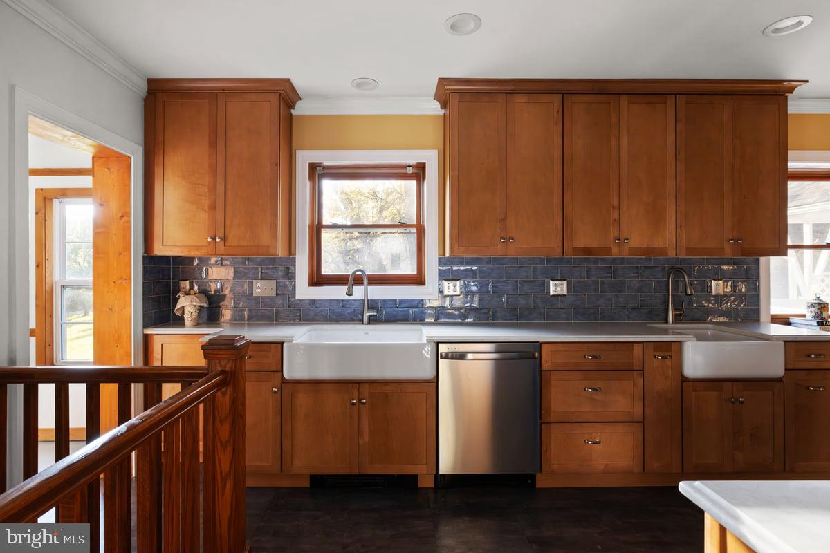 1494 Bennys Beach Road Front Royal, VA 22630 - Photo 8 of 53 Kitchen