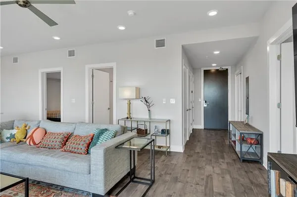 $330,000 | 900 Bartholomew Street, Unit 407, New Orleans, LA 70117