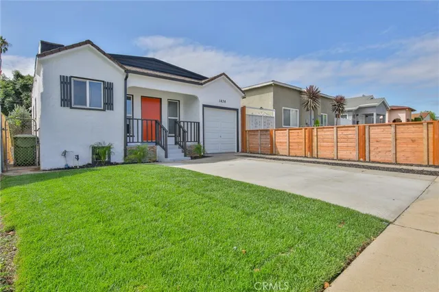 $699,900 | 1434 West 92nd Street, Los Angeles, CA 90047