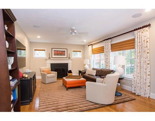 4 Hillcrest Road Medfield, MA 02052 - Photo 11 of 42 Gallery Image 11