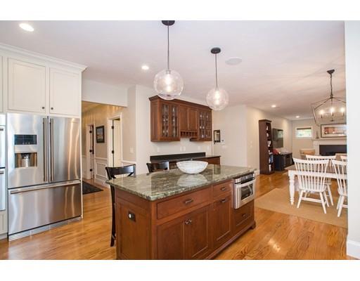 4 Hillcrest Road Medfield, MA 02052 - Photo 6 of 42 Gallery Image 6