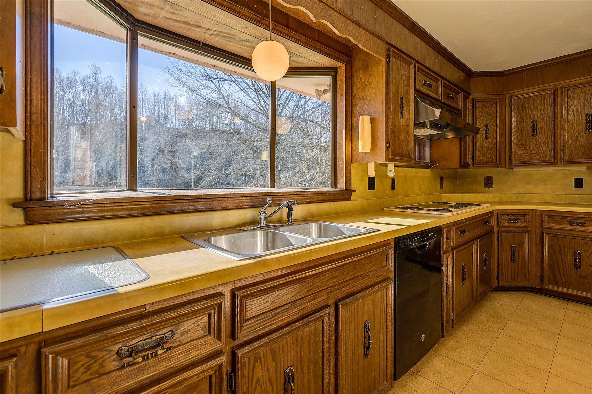 374 Claybrook Road Rocky Mount, VA 24151 - Photo 11 of 35 10-DSC00431_2_3_4_5