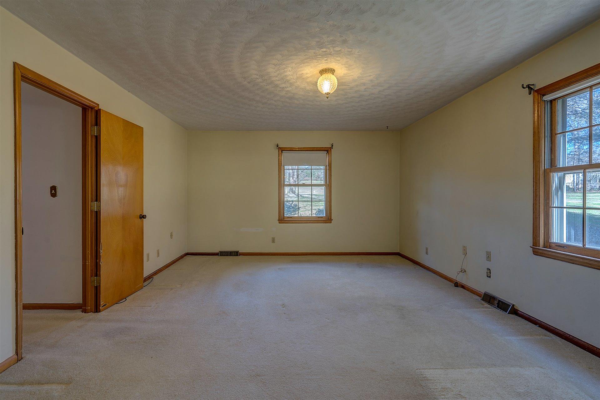 374 Claybrook Road Rocky Mount, VA 24151 - Photo 22 of 35 21-DSC00411_2_3_4_5