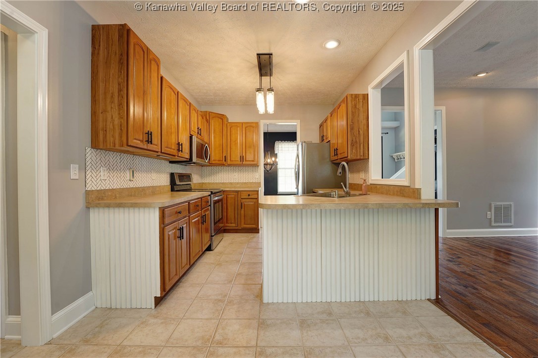 121 Jericho Road Winfield, WV 25213 - Photo 7 of 33 Gallery Image 7