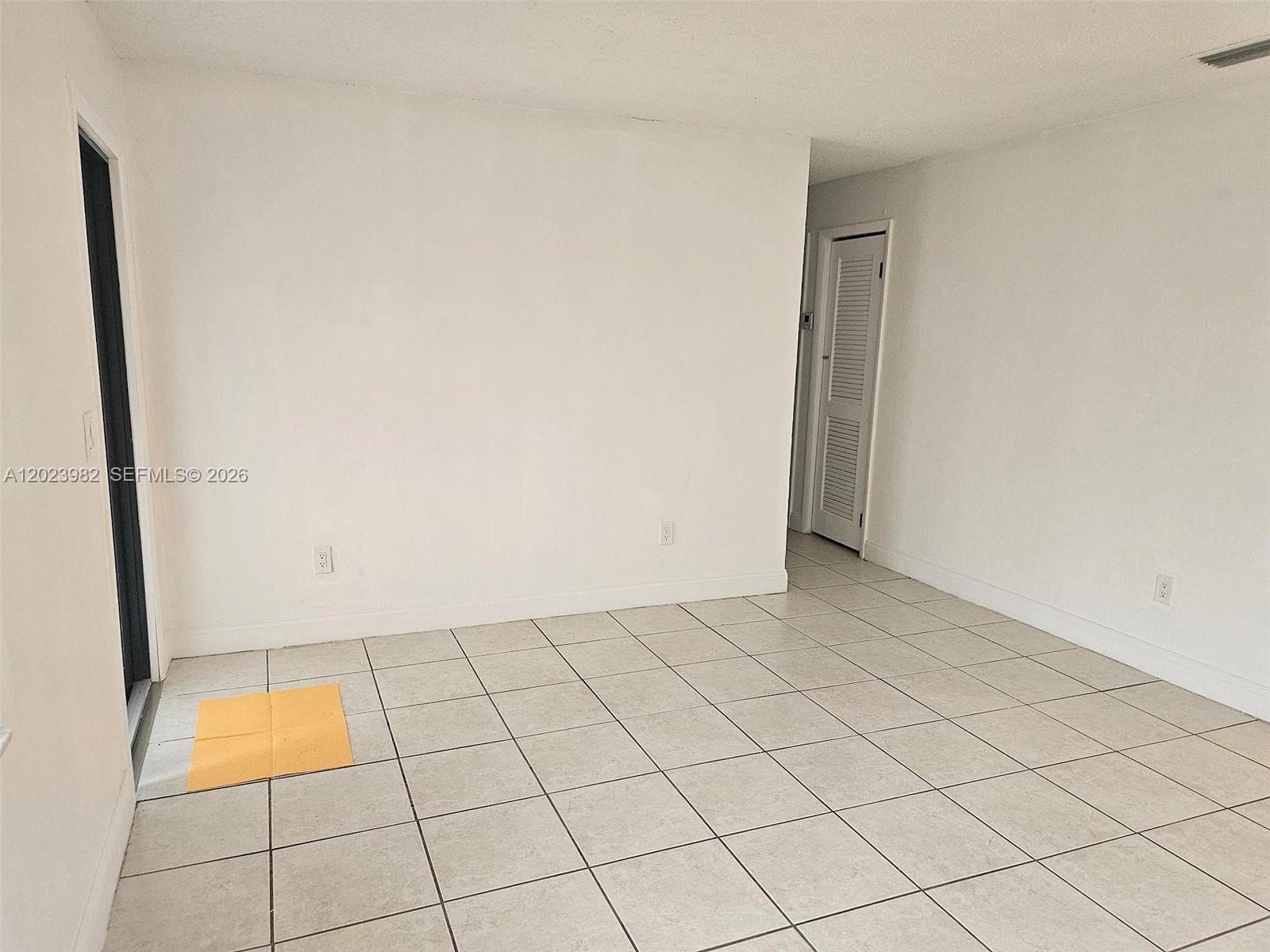 15320 Southwest 305th Street Homestead, FL 33033 - Photo 7 of 28