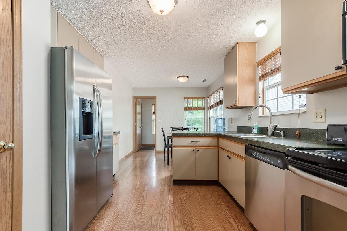 2153 Margo Road Columbus, OH 43229 - Photo 6 of 19 Gallery Image 6