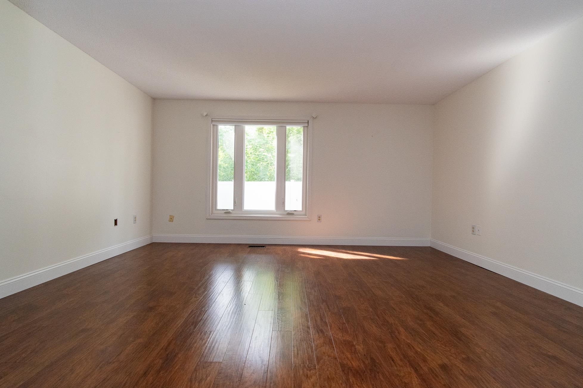 152 Straw Hill Road Manchester, NH 03104 - Photo 20 of 40