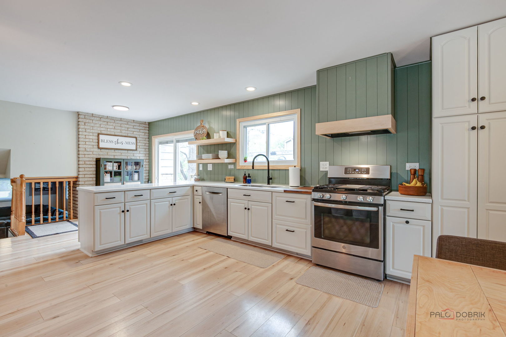 5045 S Road Gurnee, IL 60031 - Photo 9 of 30 Gallery Image 9