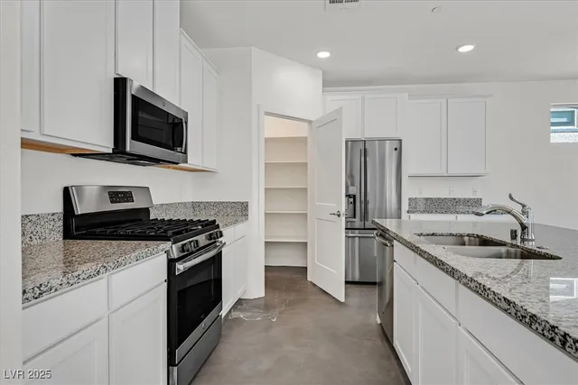 $2,720 | 3353 Traforo Lane, Henderson, NV 89044