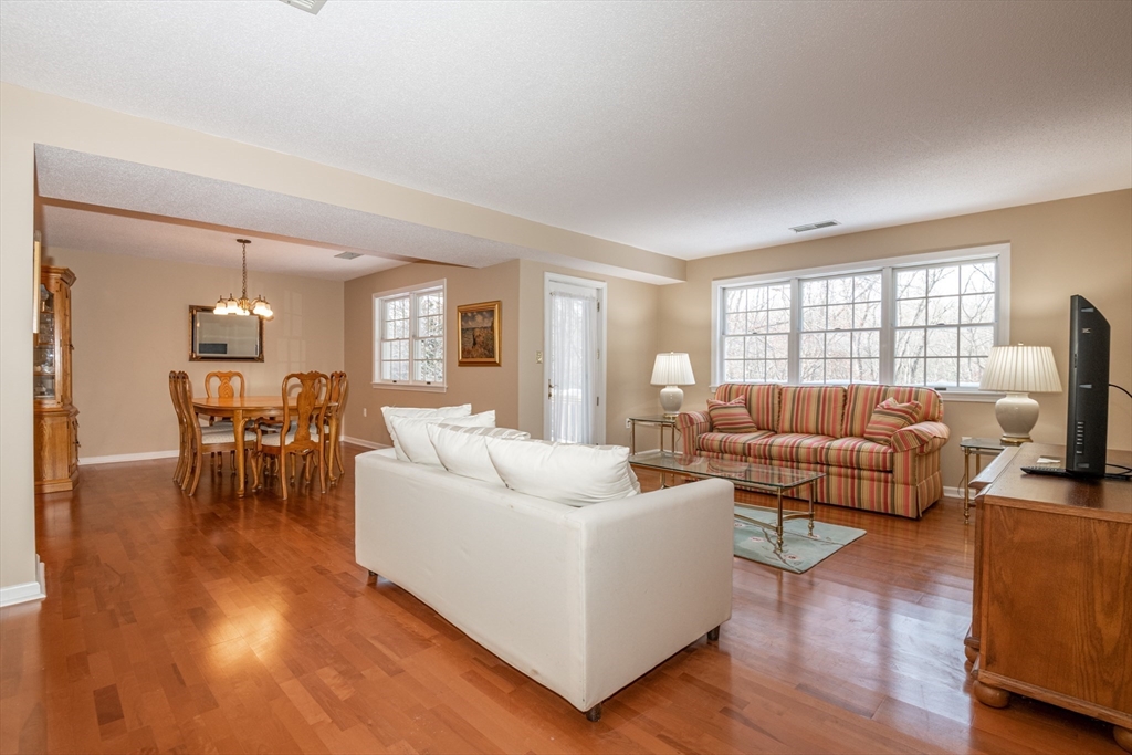 30 Weatherly Drive, Unit 30 Salem, MA 01970 - Photo 5 of 42