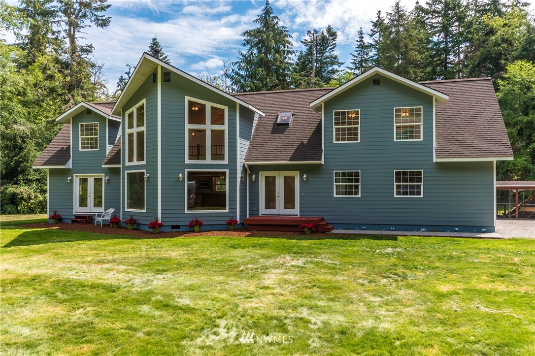 1055 Devries Road Oak Harbor, WA 98277 - Photo 1 of 25 Gallery Image 1