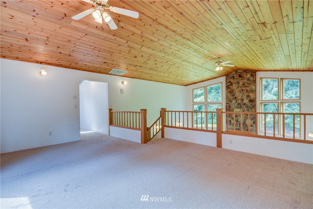 1055 Devries Road Oak Harbor, WA 98277 - Photo 15 of 25 Gallery Image 15