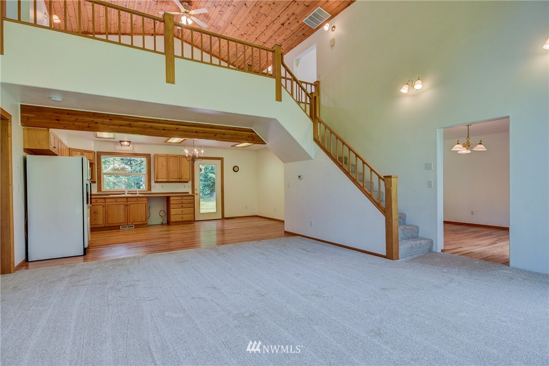 1055 Devries Road Oak Harbor, WA 98277 - Photo 7 of 25 Gallery Image 7