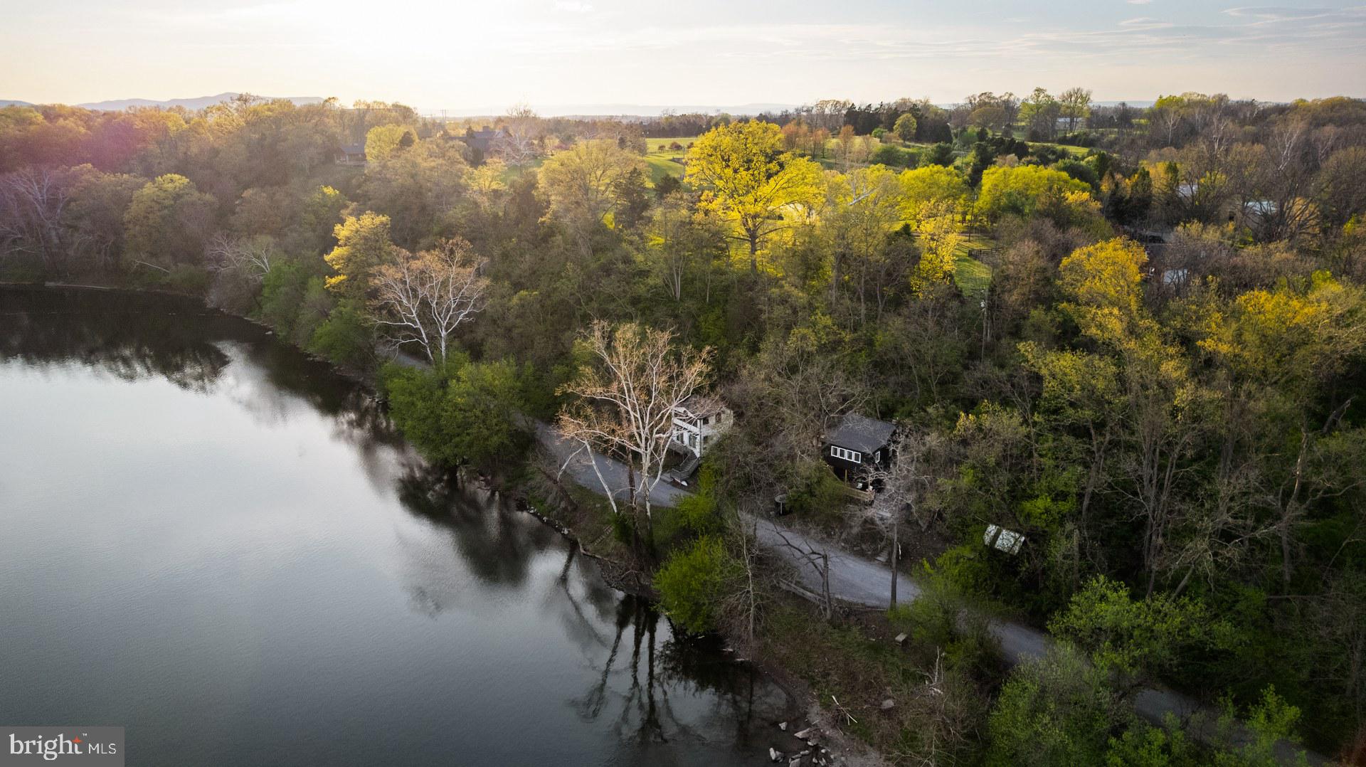 714 Bennys Beach Road Front Royal, VA 22630 - Photo 18 of 36