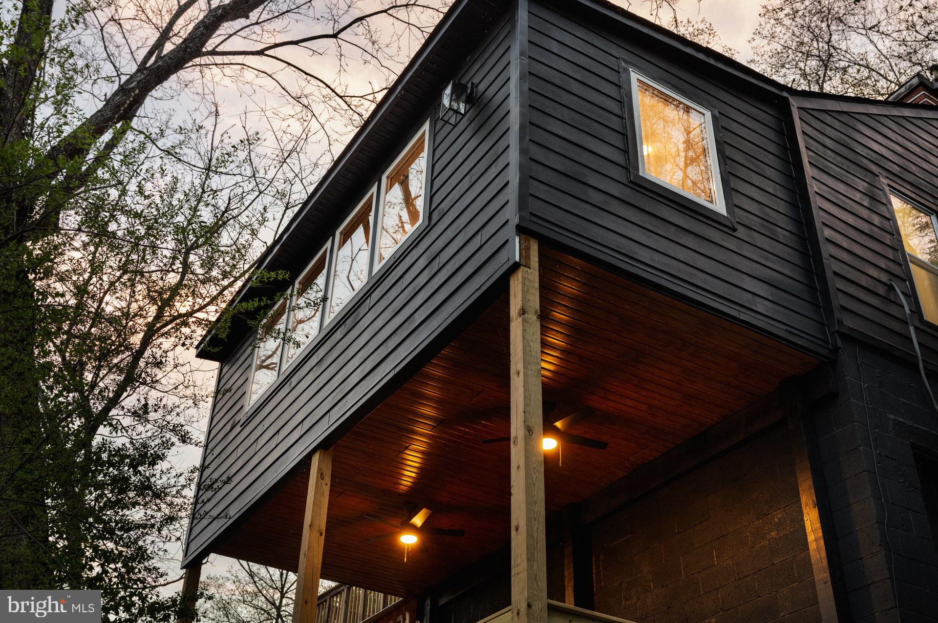 714 Bennys Beach Road Front Royal, VA 22630 - Photo 2 of 36