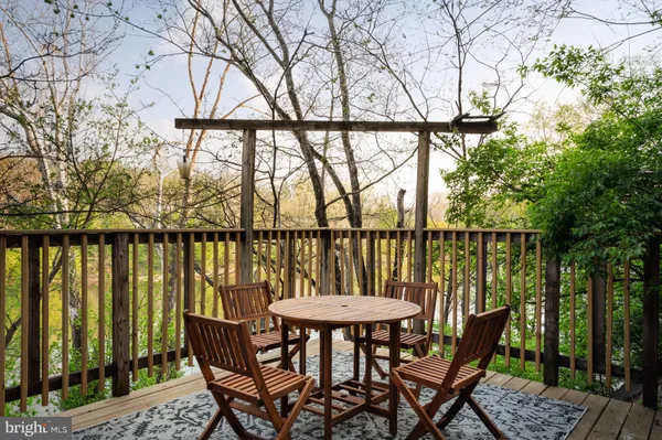 $369,500 | 714 Bennys Beach Road, Front Royal, VA 22630