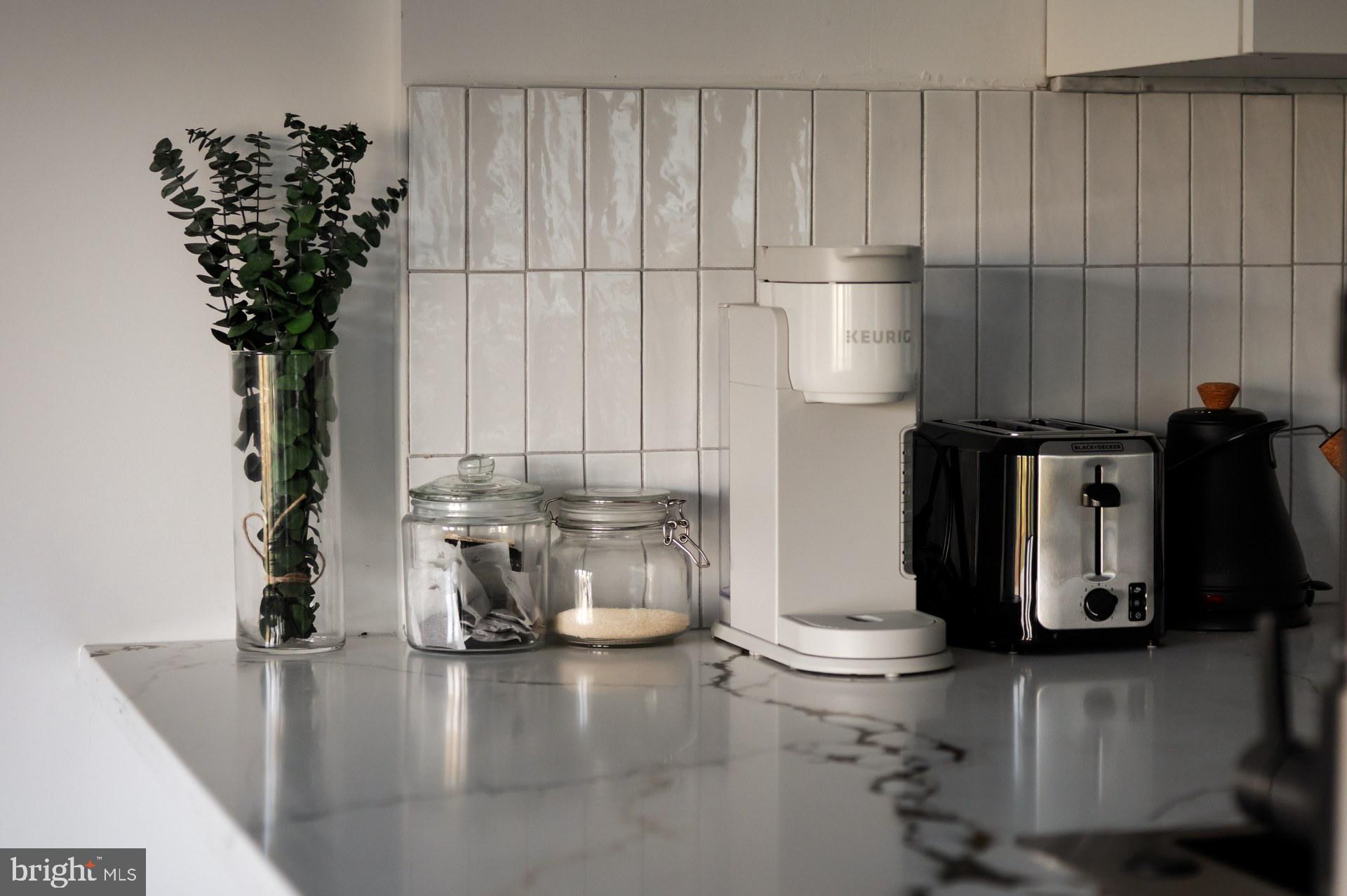 714 Bennys Beach Road Front Royal, VA 22630 - Photo 7 of 36