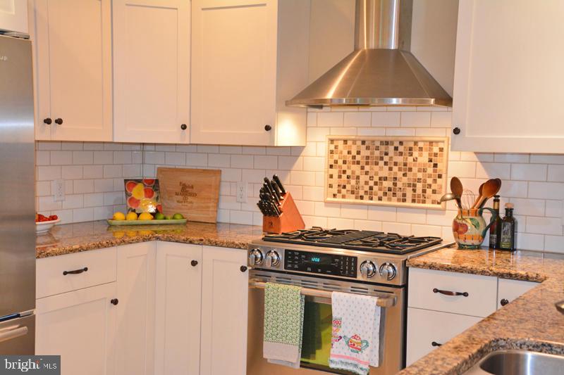 1502 Hillcrest Road Lancaster, PA 17603 - Photo 11 of 36 Gallery Image 11