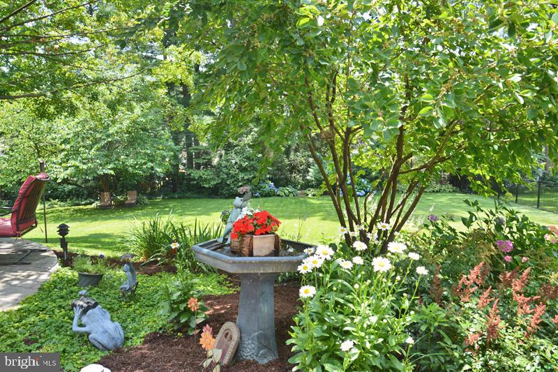 1502 Hillcrest Road Lancaster, PA 17603 - Photo 31 of 36 Gallery Image 31