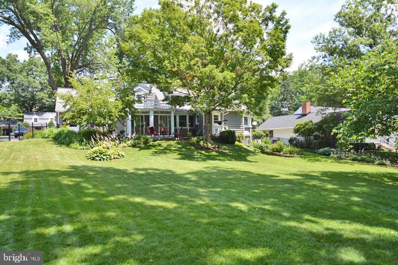1502 Hillcrest Road Lancaster, PA 17603 - Photo 35 of 36 Gallery Image 35
