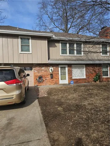 $314,000 | 15504 East 44th Terrace South, Independence, MO 64055