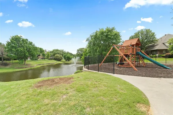 $6,695 | 715 Manchester Court, Southlake, TX 76092