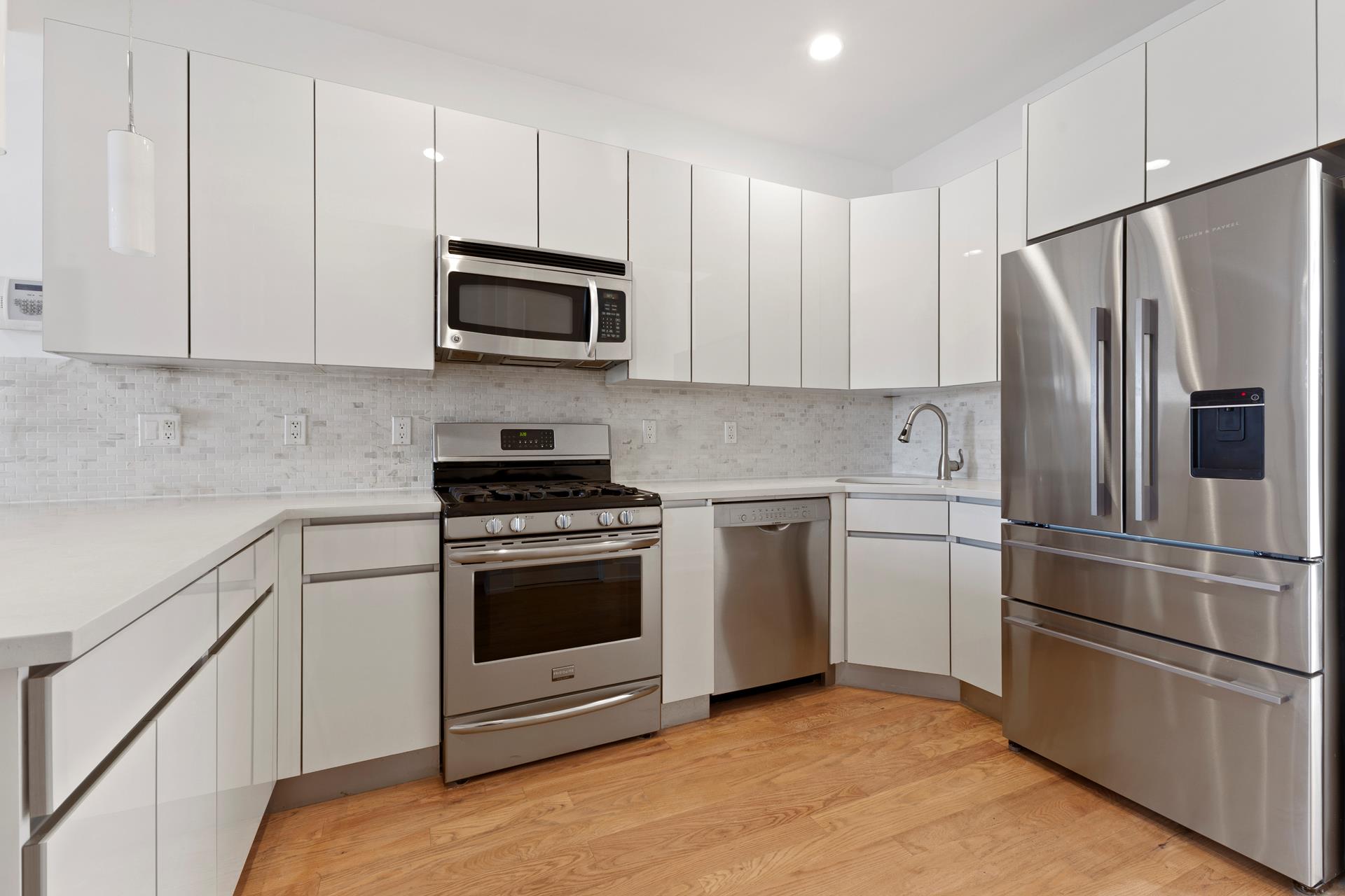 506 East 119th Street, Unit PH Manhattan, NY 10035 - Photo 8 of 16