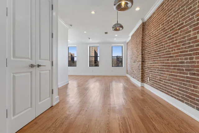 $895,000 | 506 East 119th Street, Unit PH | East Harlem