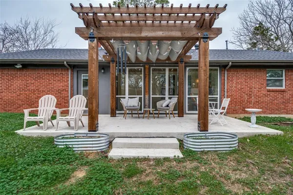 $395,000 | 1318 East Windsor Drive, Denton, TX 76209