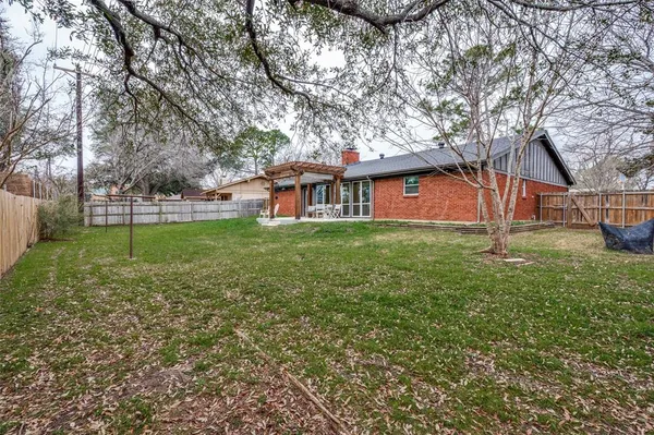$395,000 | 1318 East Windsor Drive, Denton, TX 76209
