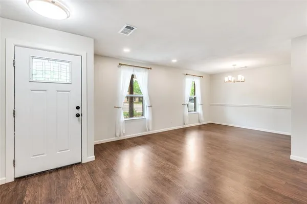 $395,000 | 1318 East Windsor Drive, Denton, TX 76209