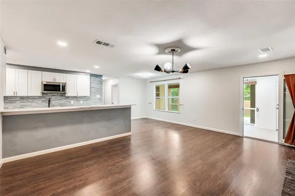 $395,000 | 1318 East Windsor Drive, Denton, TX 76209