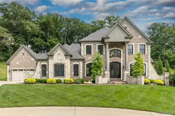 $1,775,000 | 1600 White Sage Court, Chesterfield, MO 63005