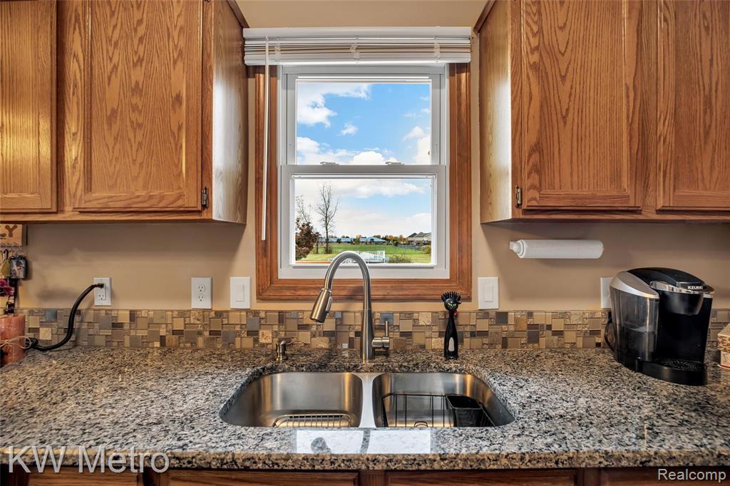 29670 Hickey Road Chesterfield, MI 48051 - Photo 12 of 28
