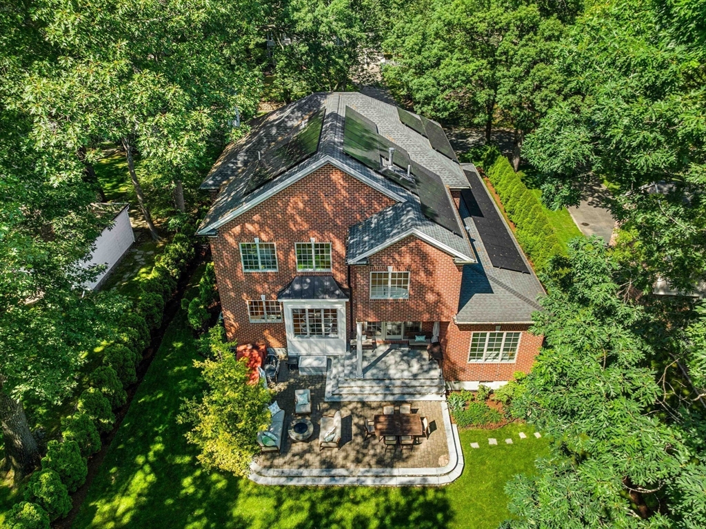 129 Rangeley Road Brookline, MA 02467 - Photo 17 of 36