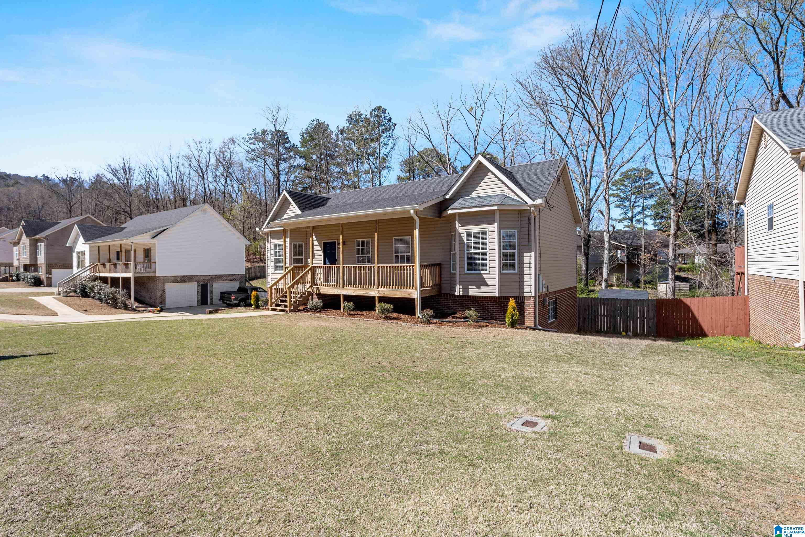216 Walnut Street Leeds, AL 35094 - Photo 27 of 41