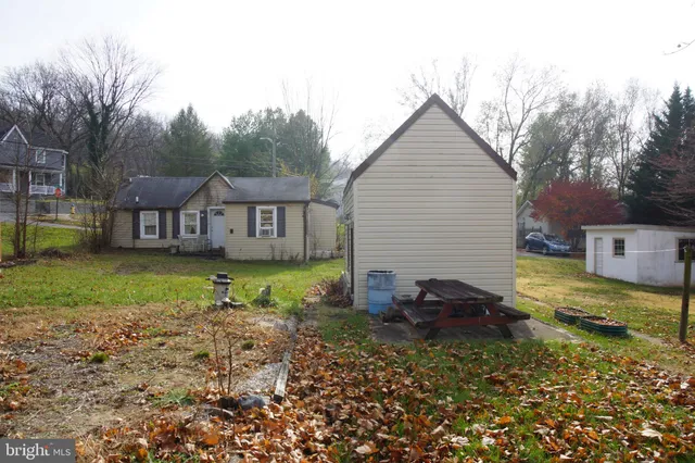 $350,000 | 136 Lakin Avenue, Boonsboro, MD 21713