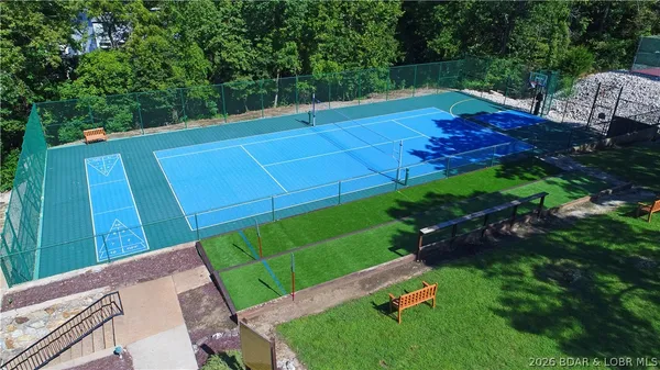 $400,000 | 18 Spirea Point, Lake Ozark, MO 65049