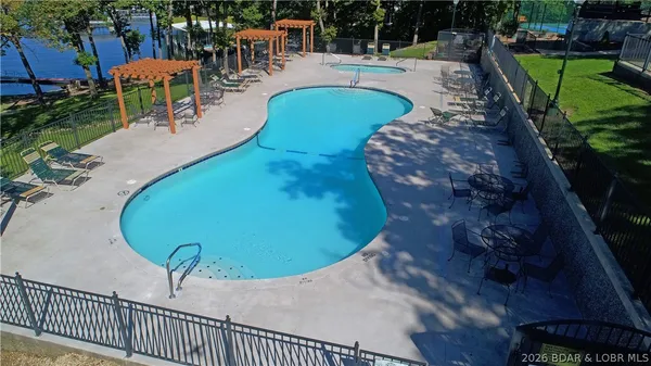 $400,000 | 18 Spirea Point, Lake Ozark, MO 65049