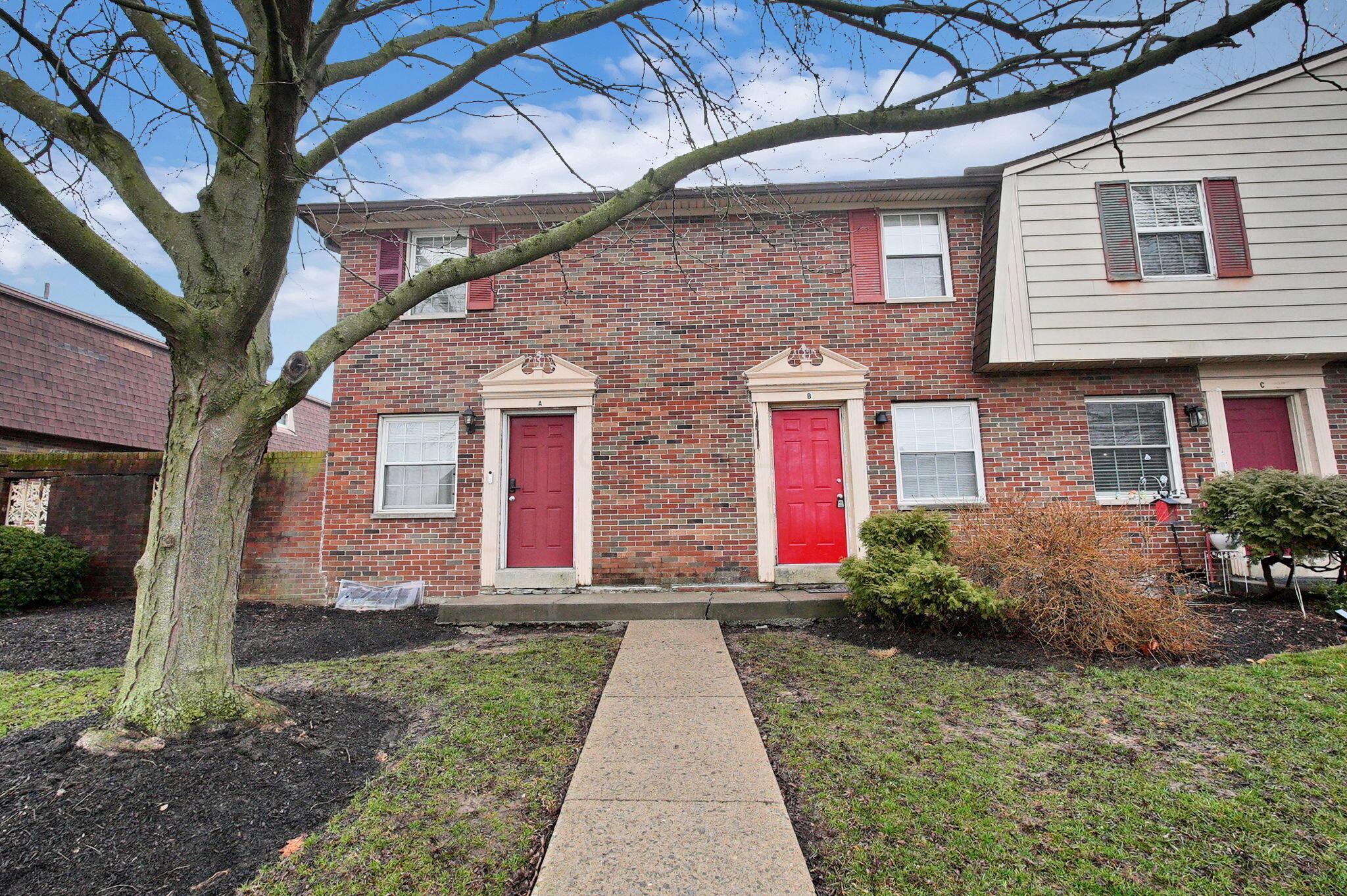 5720 Beechcroft Road, Unit B Columbus, OH 43229 - Photo 2 of 27