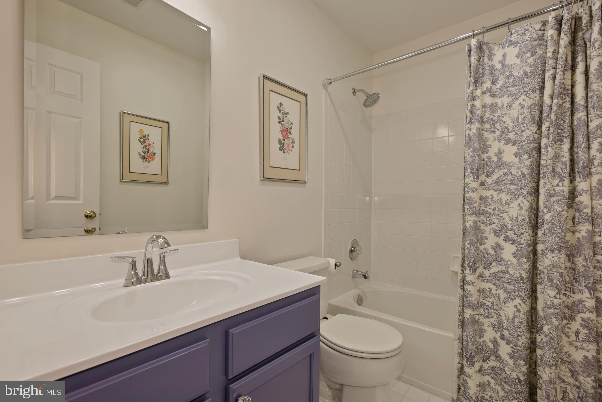 1215 Wild Hawthorn Way Reston, VA 20194 - Photo 18 of 29