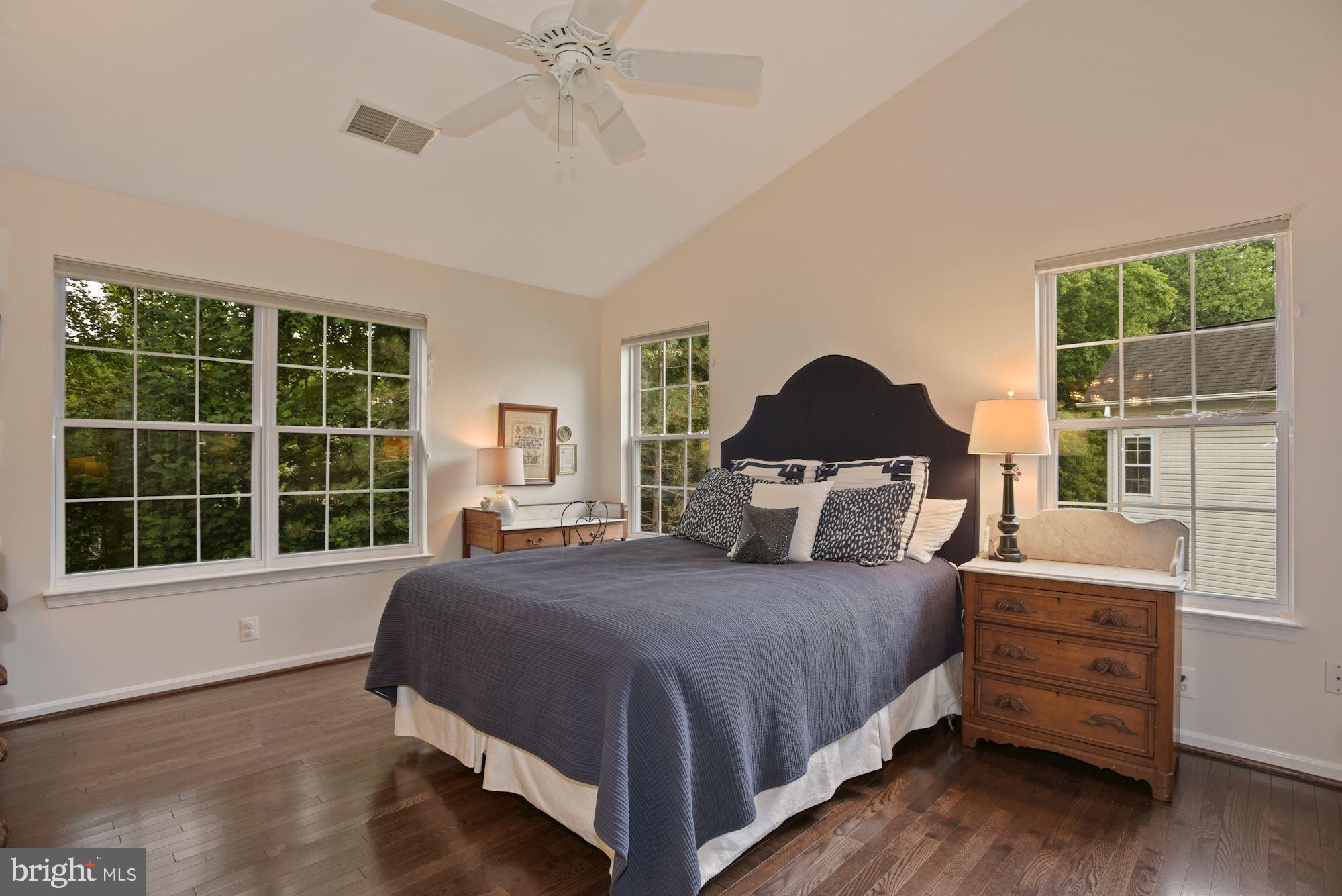 1215 Wild Hawthorn Way Reston, VA 20194 - Photo 19 of 29