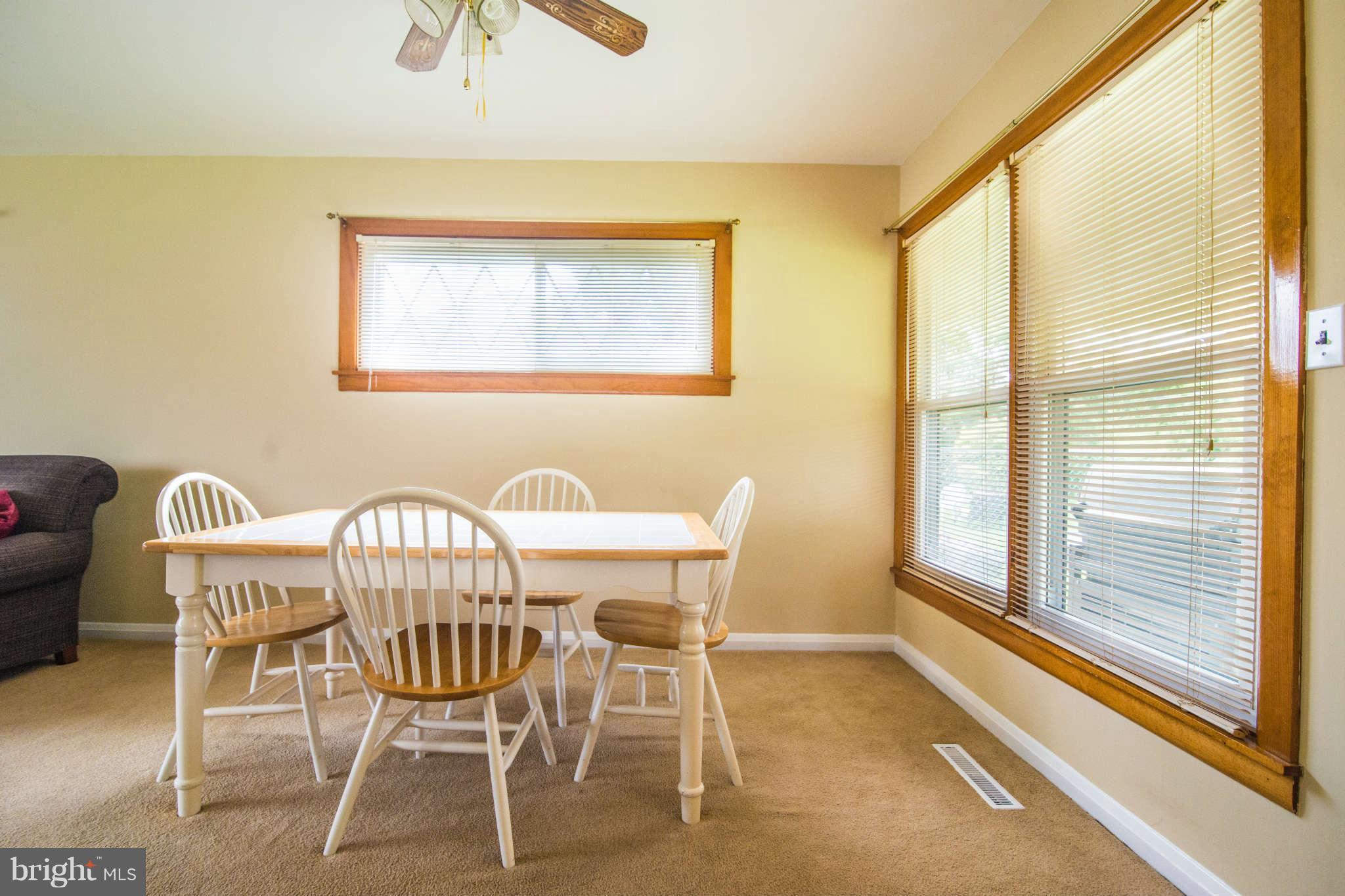 5910 Moorehead Road Baltimore, MD 21228 - Photo 5 of 18 Dining Room